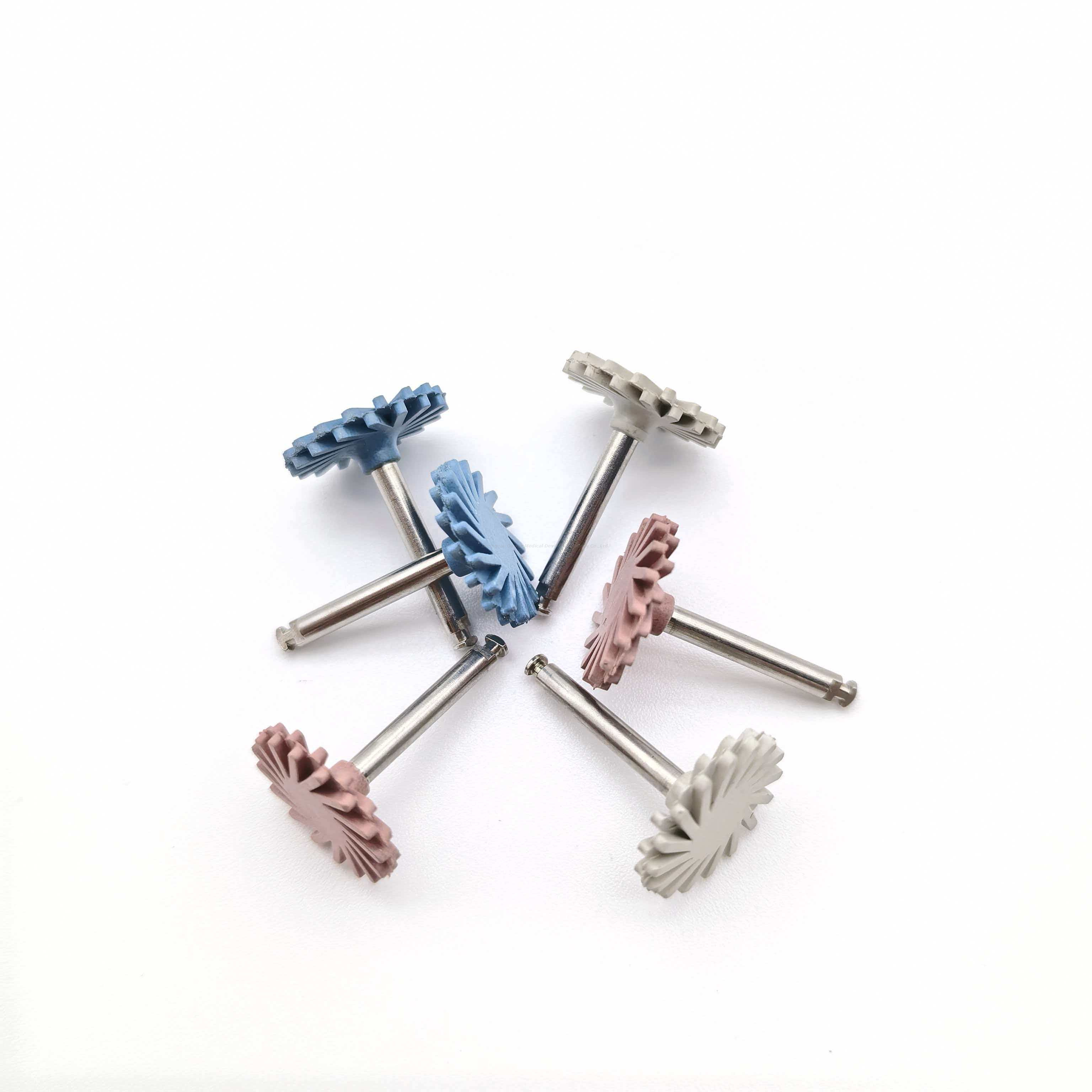 ISO13485/CE-zertifiziertes Universal-Fit-Zahnpolierhandstück zum Zähneschleifen. Spezialisiertes Universalrad