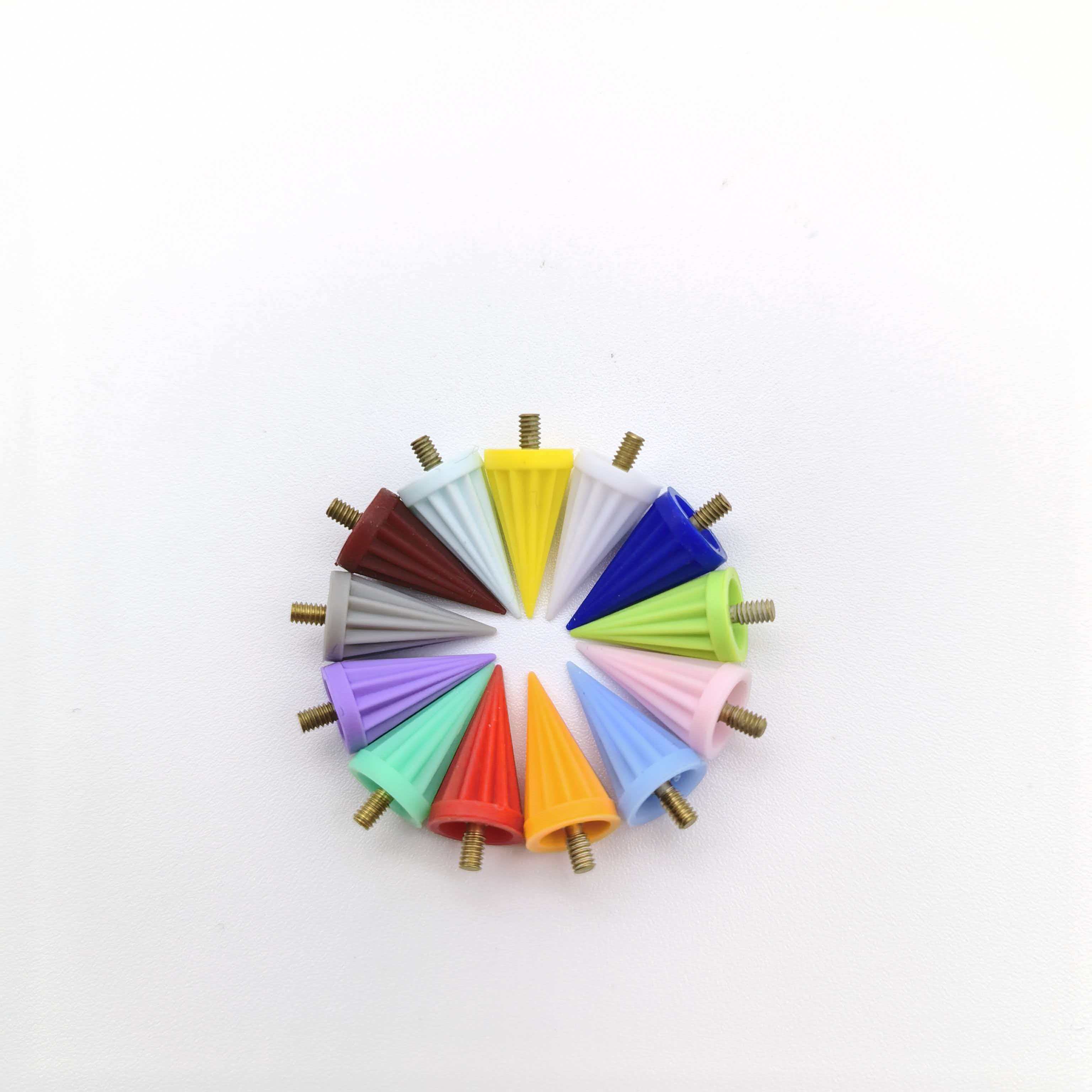 Breite Anwendung: Polierzubehör für die Odontotherapie in Klinikqualität. Konischer Polierbecher mit Gewinde